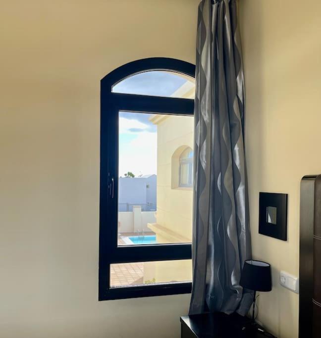 티아즈 Riviera Park 7A - Air Con- Wi-Fi- Uk Channels- 5 Minutes Walking From The Sea 아파트 외부 사진