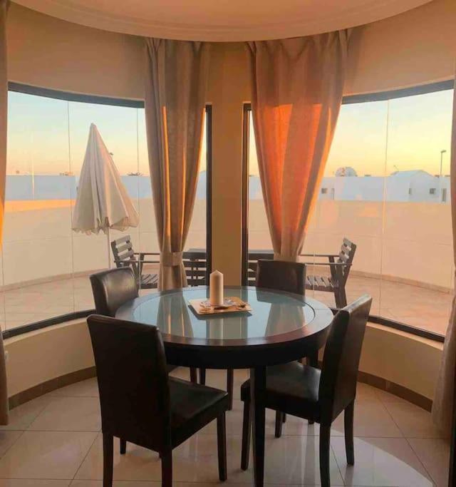 티아즈 Riviera Park 7A - Air Con- Wi-Fi- Uk Channels- 5 Minutes Walking From The Sea 아파트 외부 사진